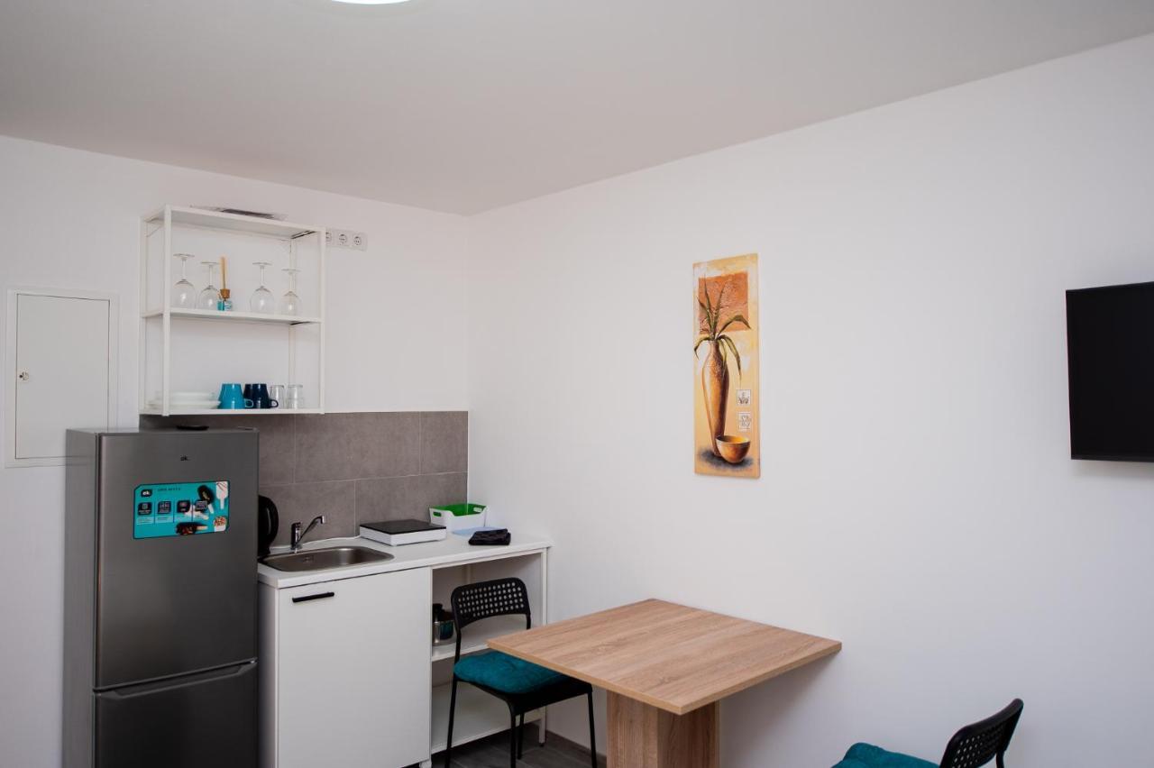 Modern Living Studio Kueche Netflix Inklusive Top Lage Nürnberg Exterior foto