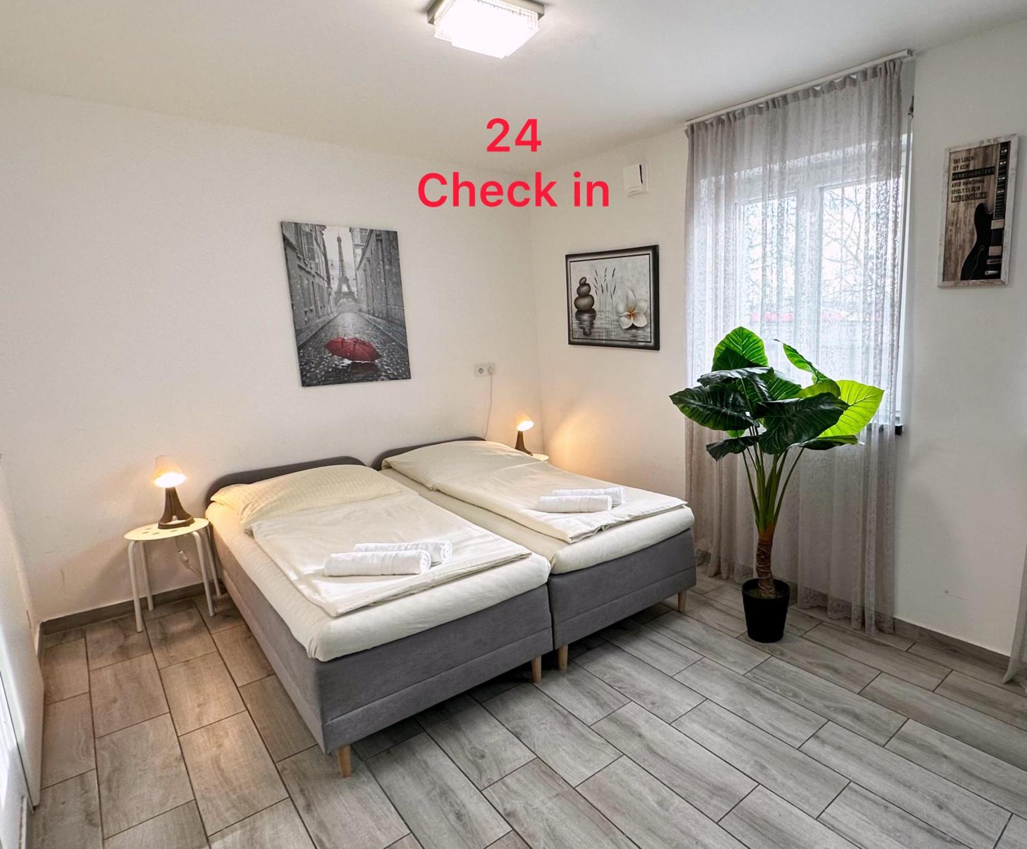 Modern Living Studio Kueche Netflix Inklusive Top Lage Nürnberg Exterior foto