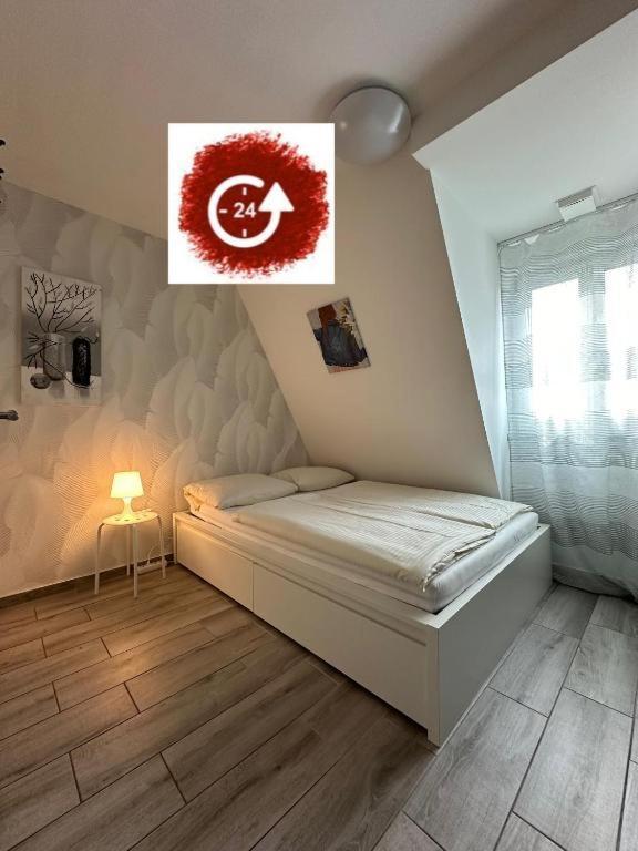 Modern Living Studio Kueche Netflix Inklusive Top Lage Nürnberg Exterior foto